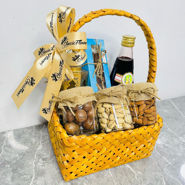 Vimto Drink & Nut Basket